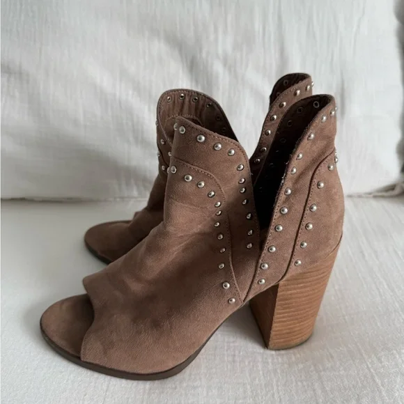 Y2K Report Brown Faux Suede & Studded Peep Toe High Heel Booties - Picture 3 of 7